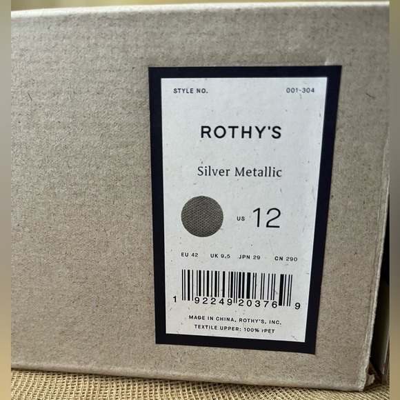 🪩 Rothy’s The Flat Round Toe Flats Silver Metallic 🪩 - Picture 6 of 7